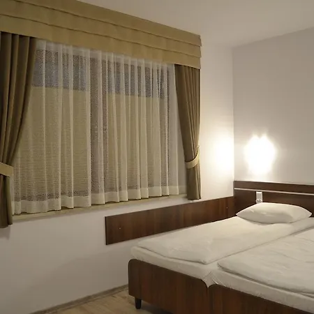 Trzy Jeziora Bed & Breakfast Wierzba Rom bilde